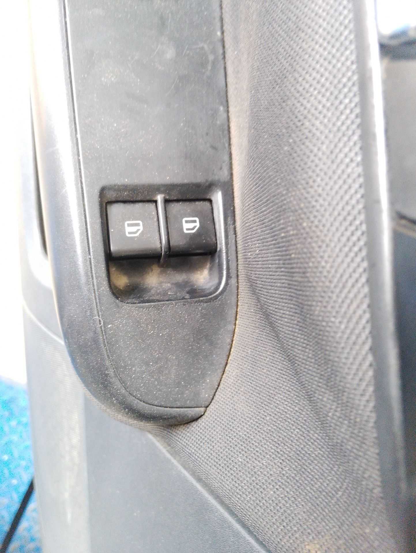 Recambio de mando elevalunas delantero izquierdo para seat ibiza iii (6l1) 1.9 tdi referencia OEM IAM 6Q09598589B9  