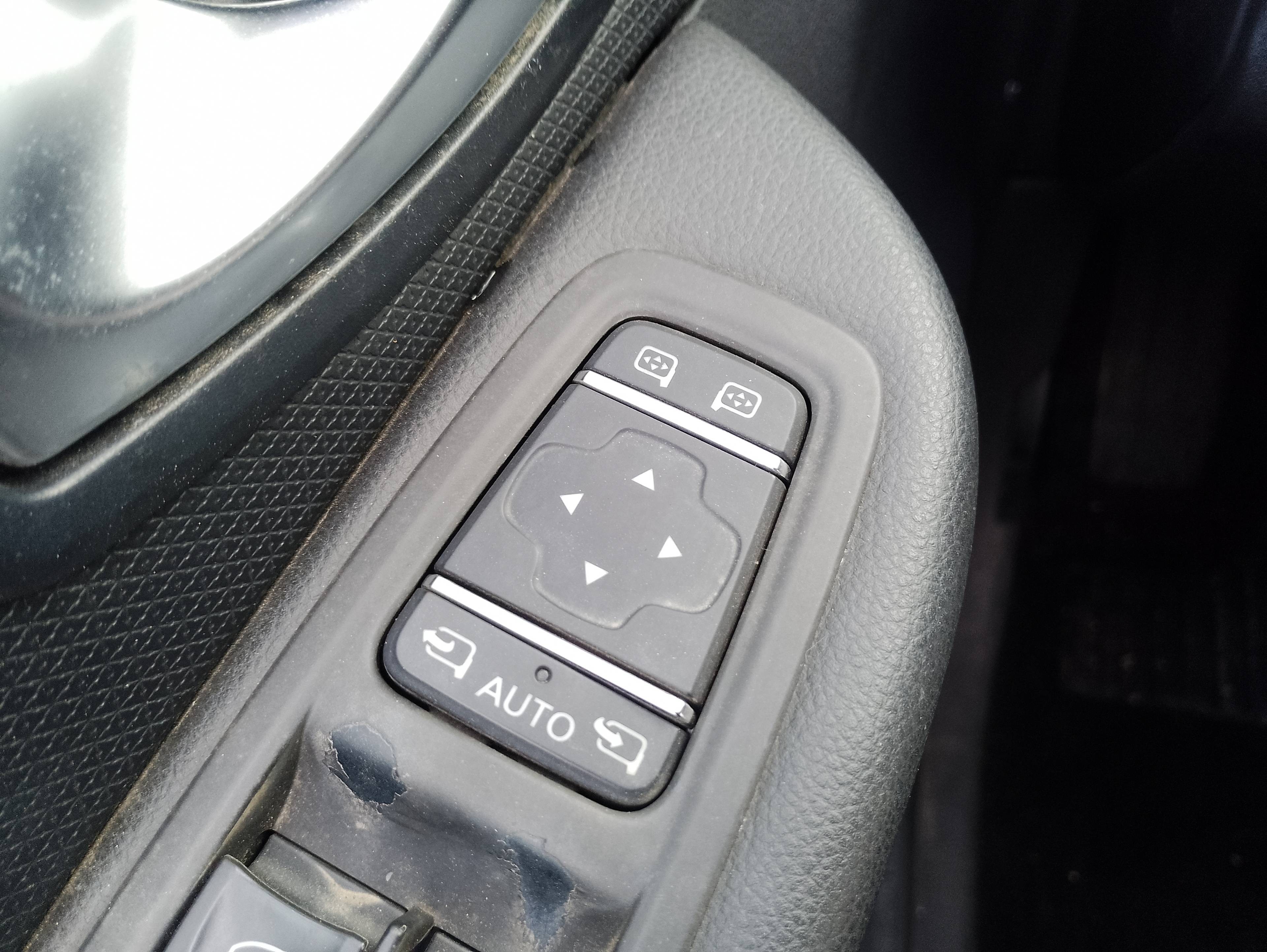 Recambio de mando retrovisor para renault clio iv zen referencia OEM IAM   