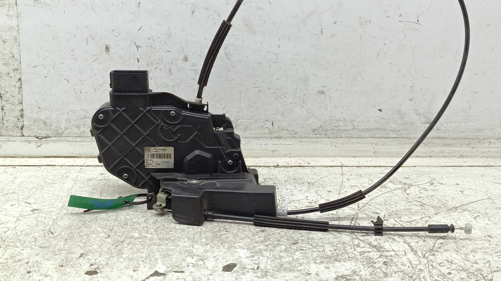 Recambio de cerradura puerta delantera izquierda para land rover discovery v6 td edition 60 yrs referencia OEM IAM FQJ000430  