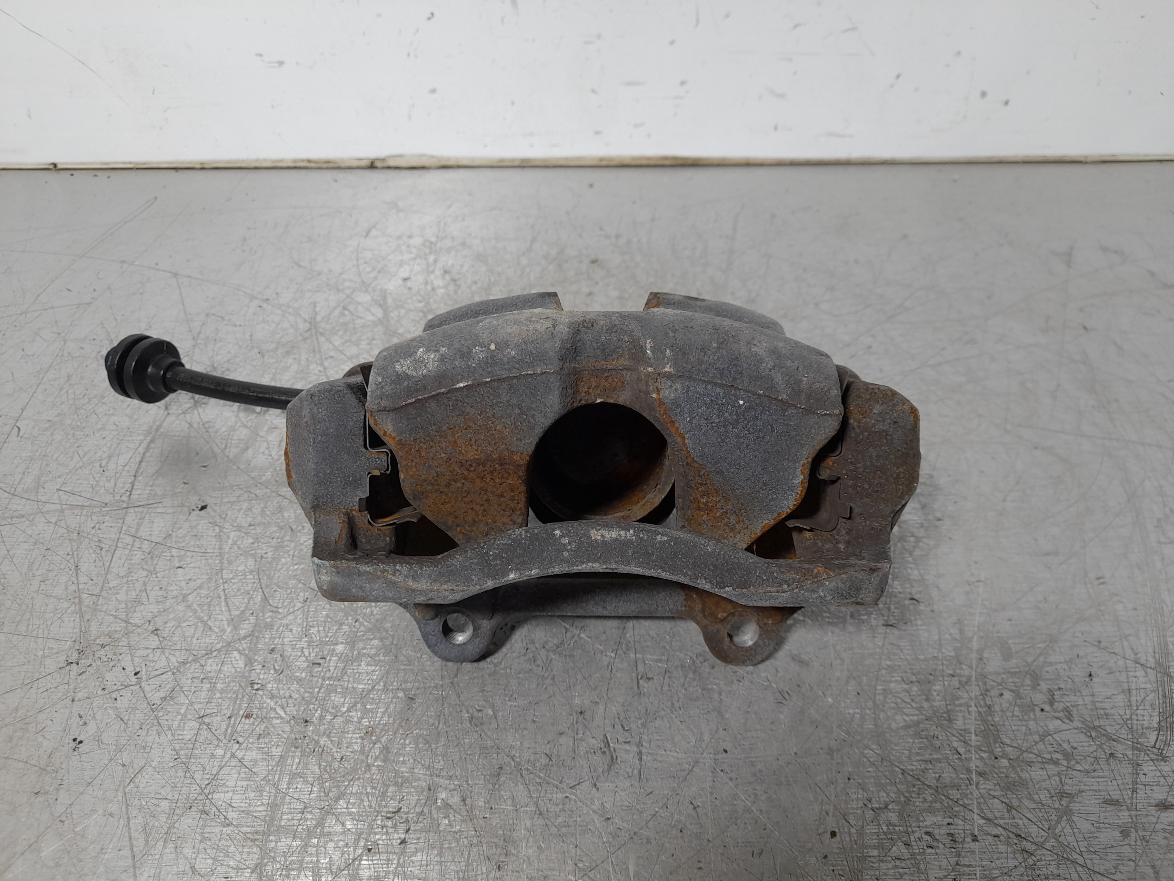 Recambio de pinza de freno delantera izquierda para audi a4 avant (8k5) (2008) básico referencia OEM IAM   