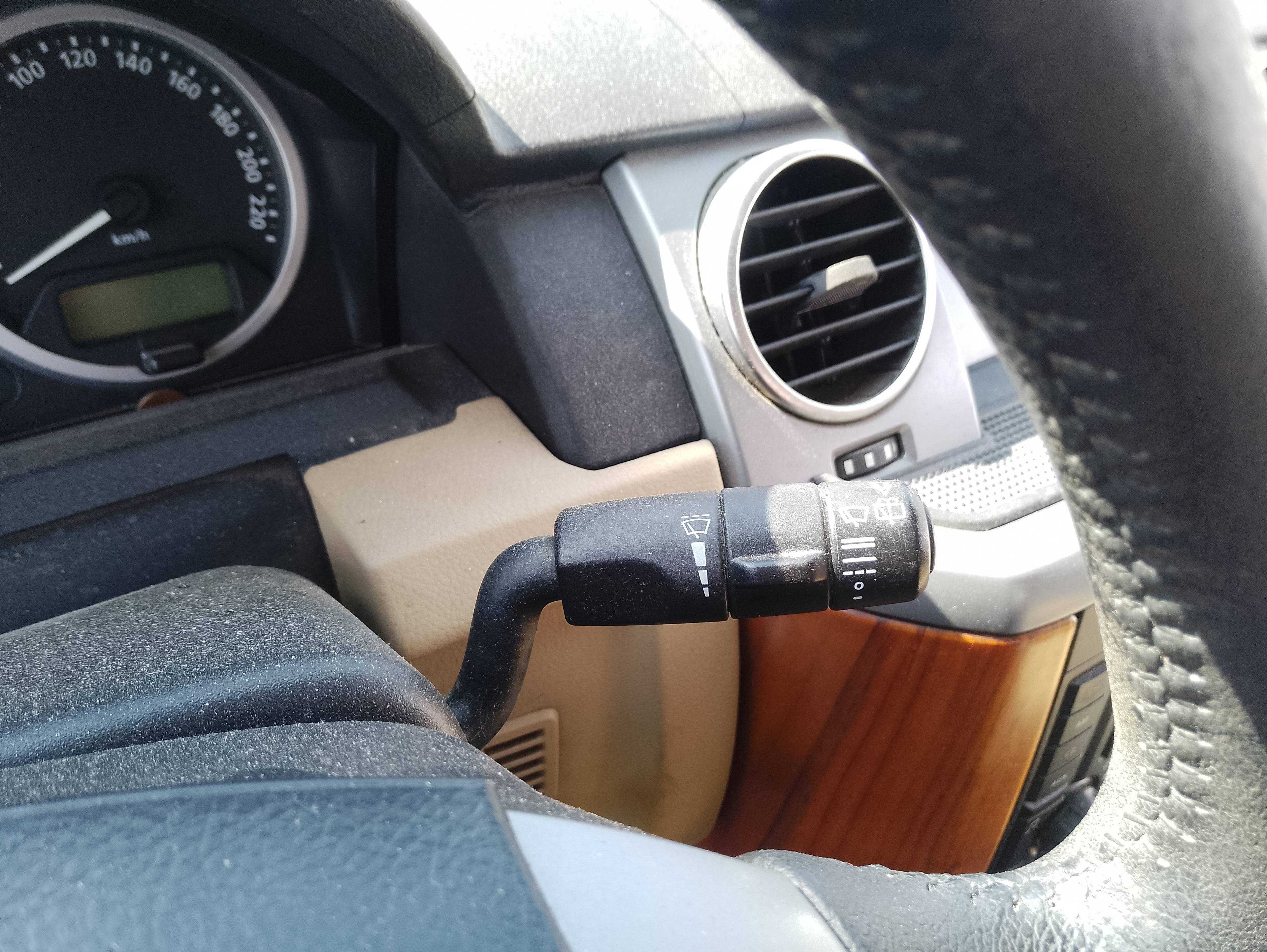 Recambio de mando limpia para land rover discovery v6 td edition 60 yrs referencia OEM IAM   