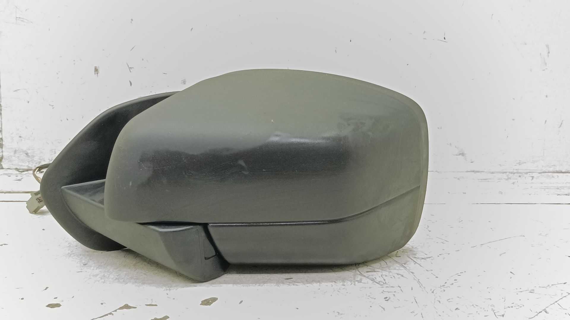 Recambio de retrovisor izquierdo para land rover discovery v6 td edition 60 yrs referencia OEM IAM   