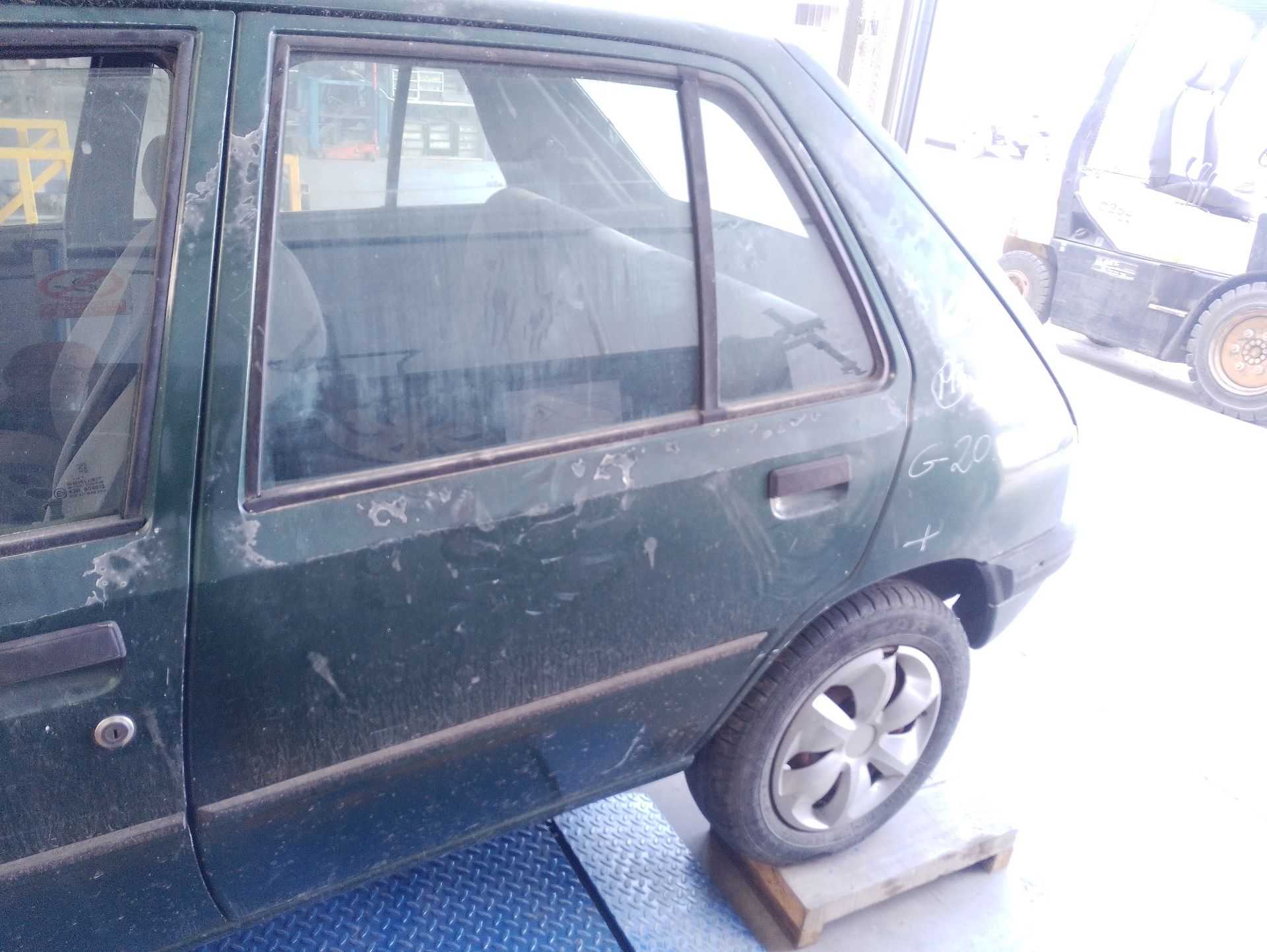 Recambio de puerta trasera izquierda para peugeot 205 ii (20a/c) 1.4 referencia OEM IAM 900643  