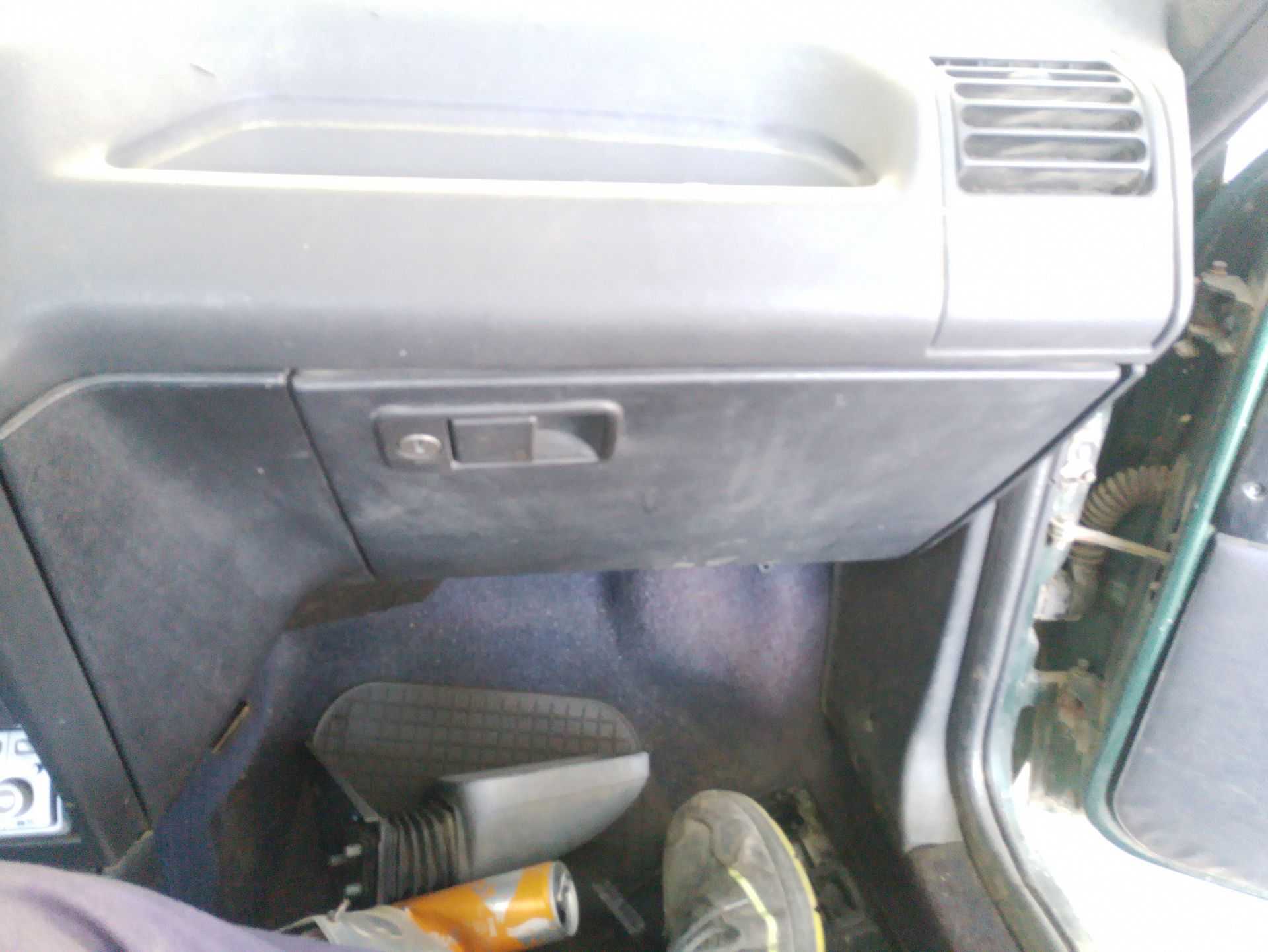 Recambio de guantera para peugeot 205 ii (20a/c) 1.4 referencia OEM IAM 824195  