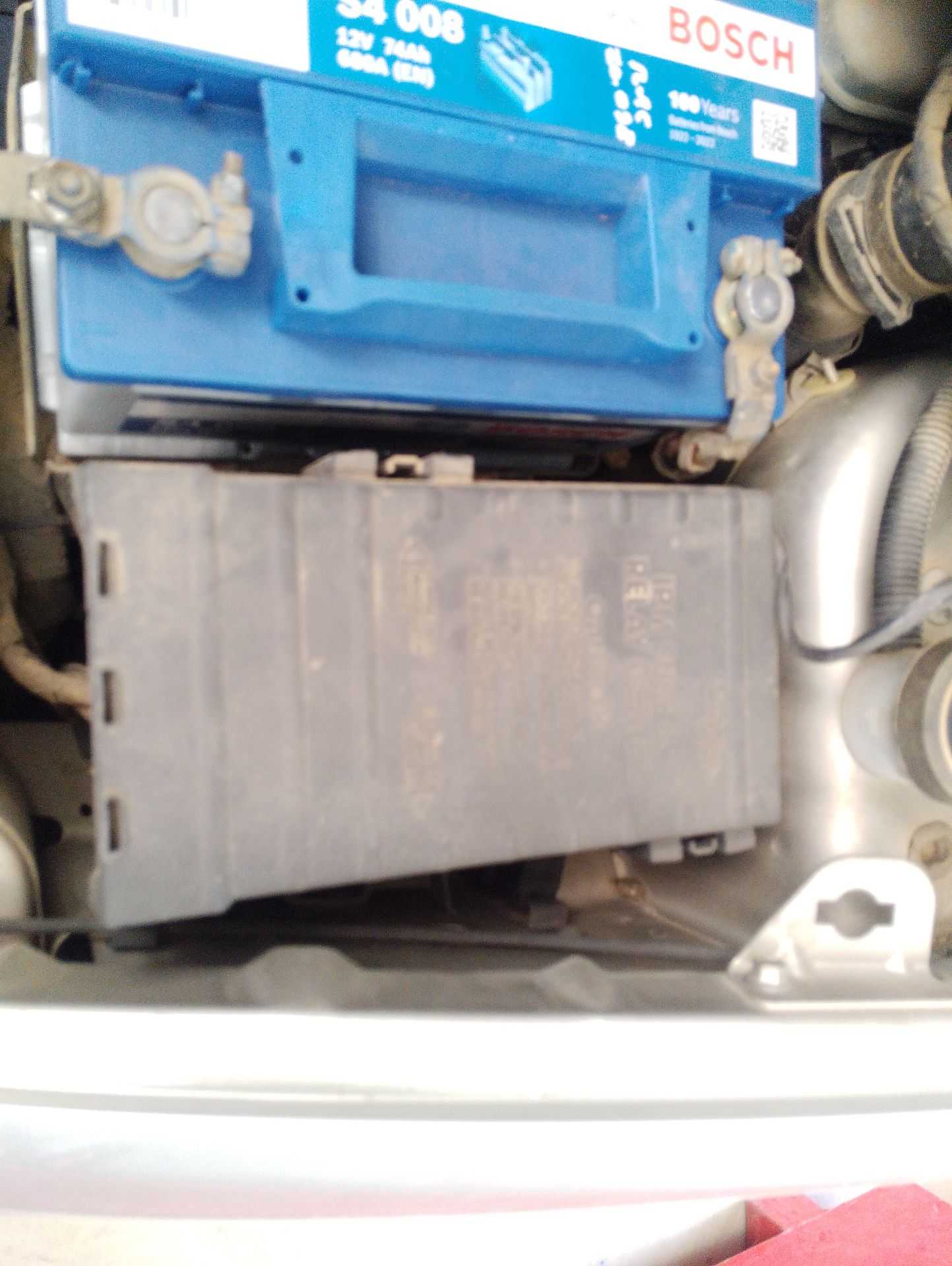 Recambio de caja reles / fusibles para chrysler voyager iv (rg, rs) 2.4 referencia OEM IAM R4727079AF  