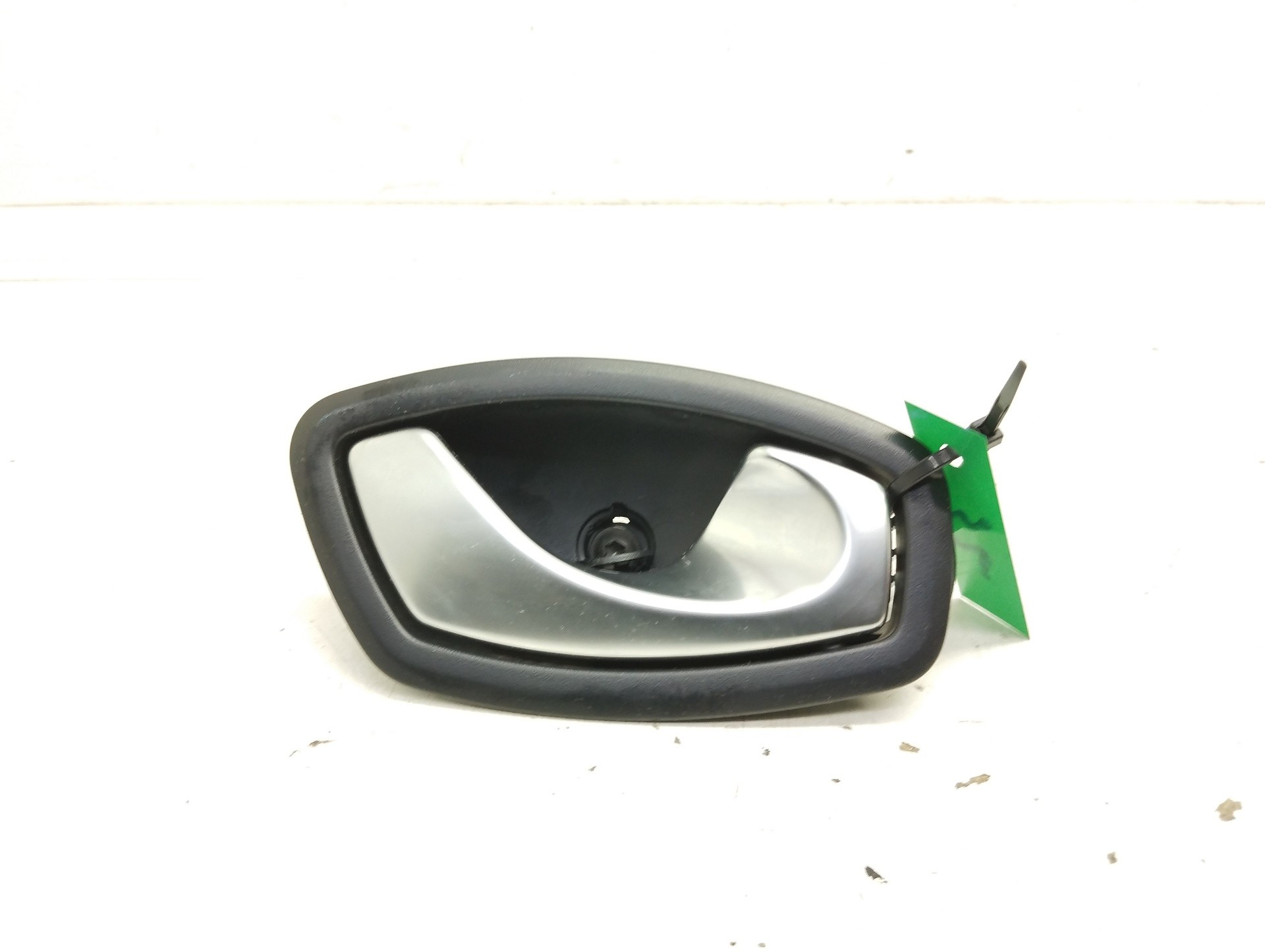 Recambio de maneta interior trasera derecha para renault clio iv zen referencia OEM IAM 826720001R  