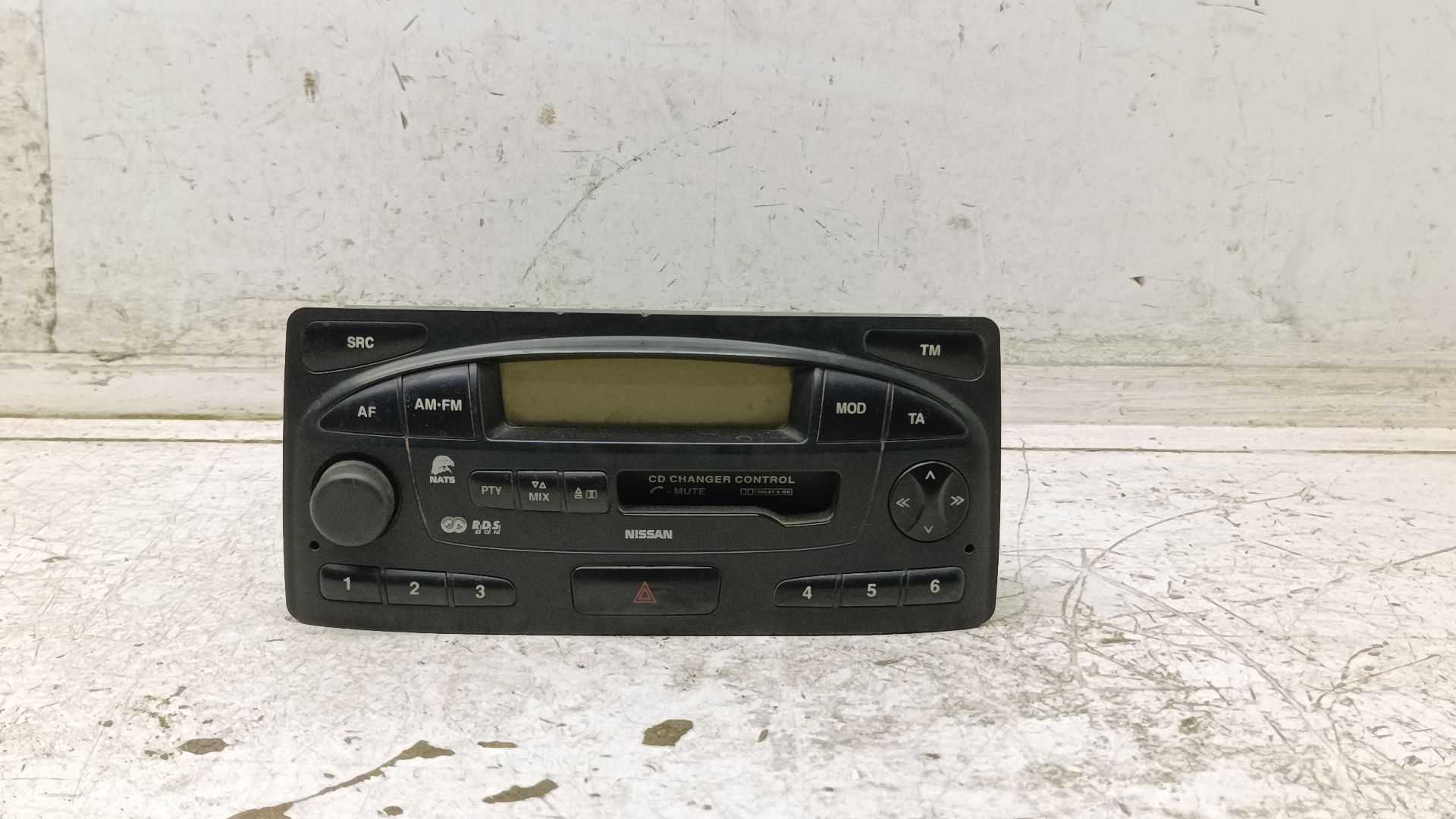 Recambio de sistema audio / radio cd para nissan terrano ii (r20) 2.7 tdi 4wd referencia OEM IAM 8636593916  