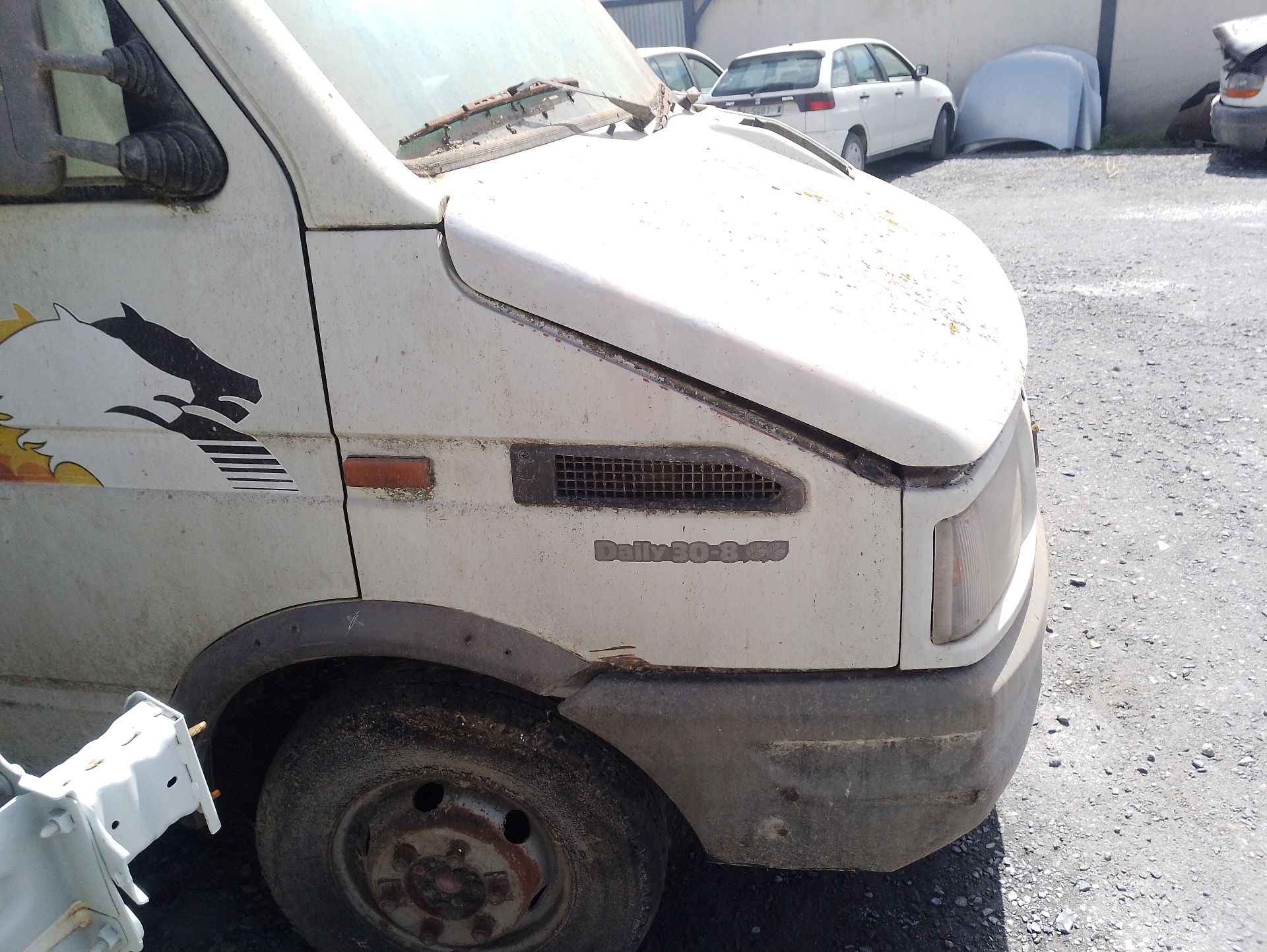 Recambio de aleta delantera derecha para iveco daily ii furgoneta 30-8 (12914111, 12914112, 12914117, 12914131, 12914137,... ref