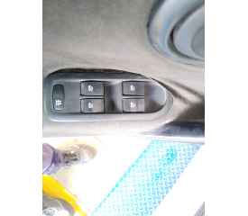 MANDO ELEVALUNAS DELANTERO IZQUIERDO 8200315033 