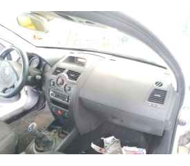 SALPICADERO 681002765R 