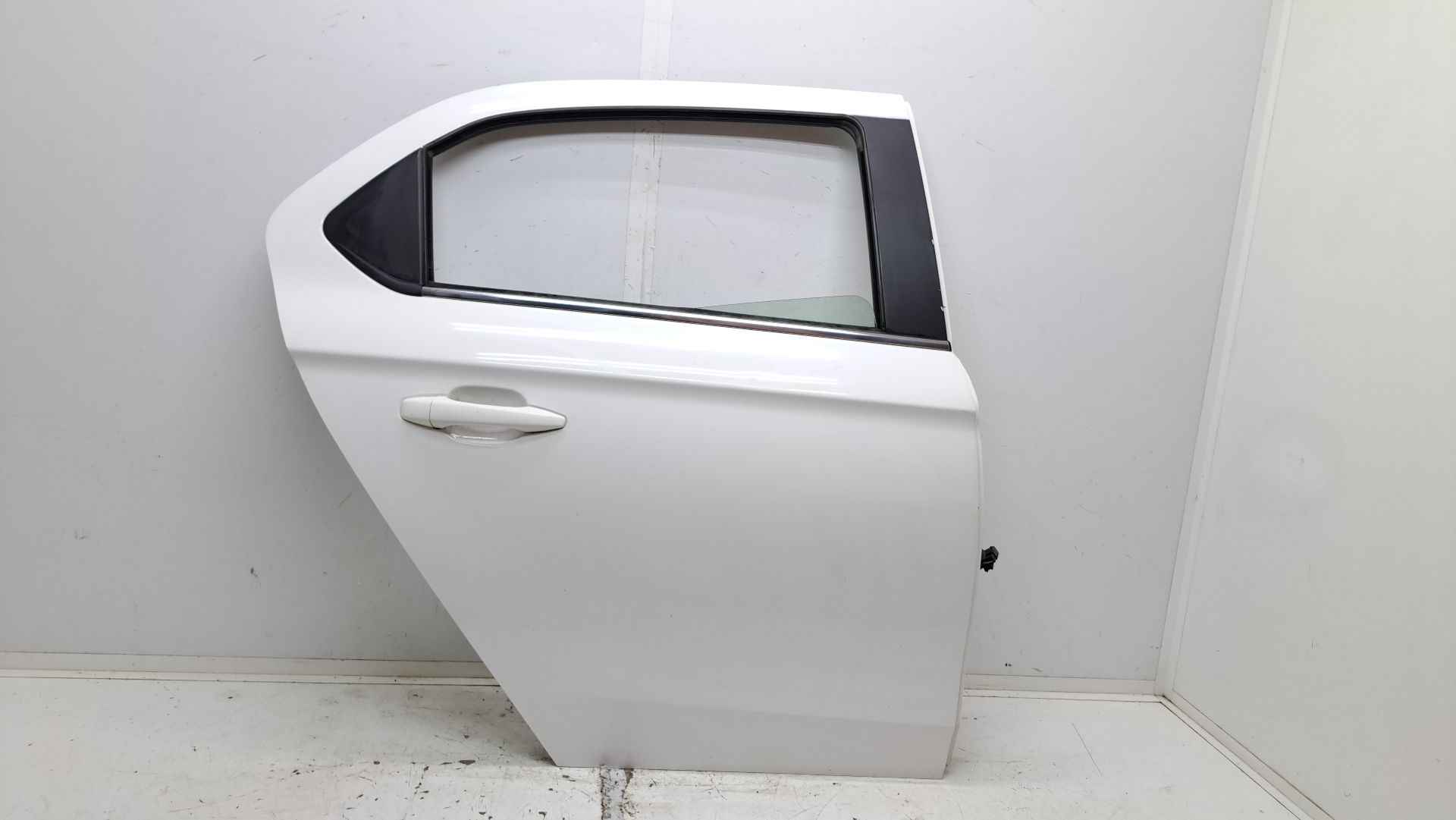 Recambio de puerta trasera derecha para citroën c-elysee (dd_) 1.5 bluehdi 100 referencia OEM IAM 9675190680  