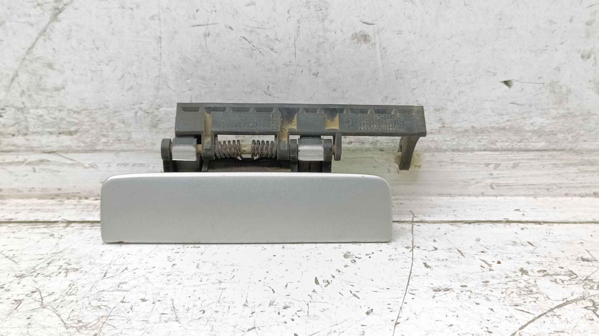 Recambio de maneta exterior delantera izquierda para peugeot 306 berlina 3/4/5 puertas (s2) boulebard referencia OEM IAM   