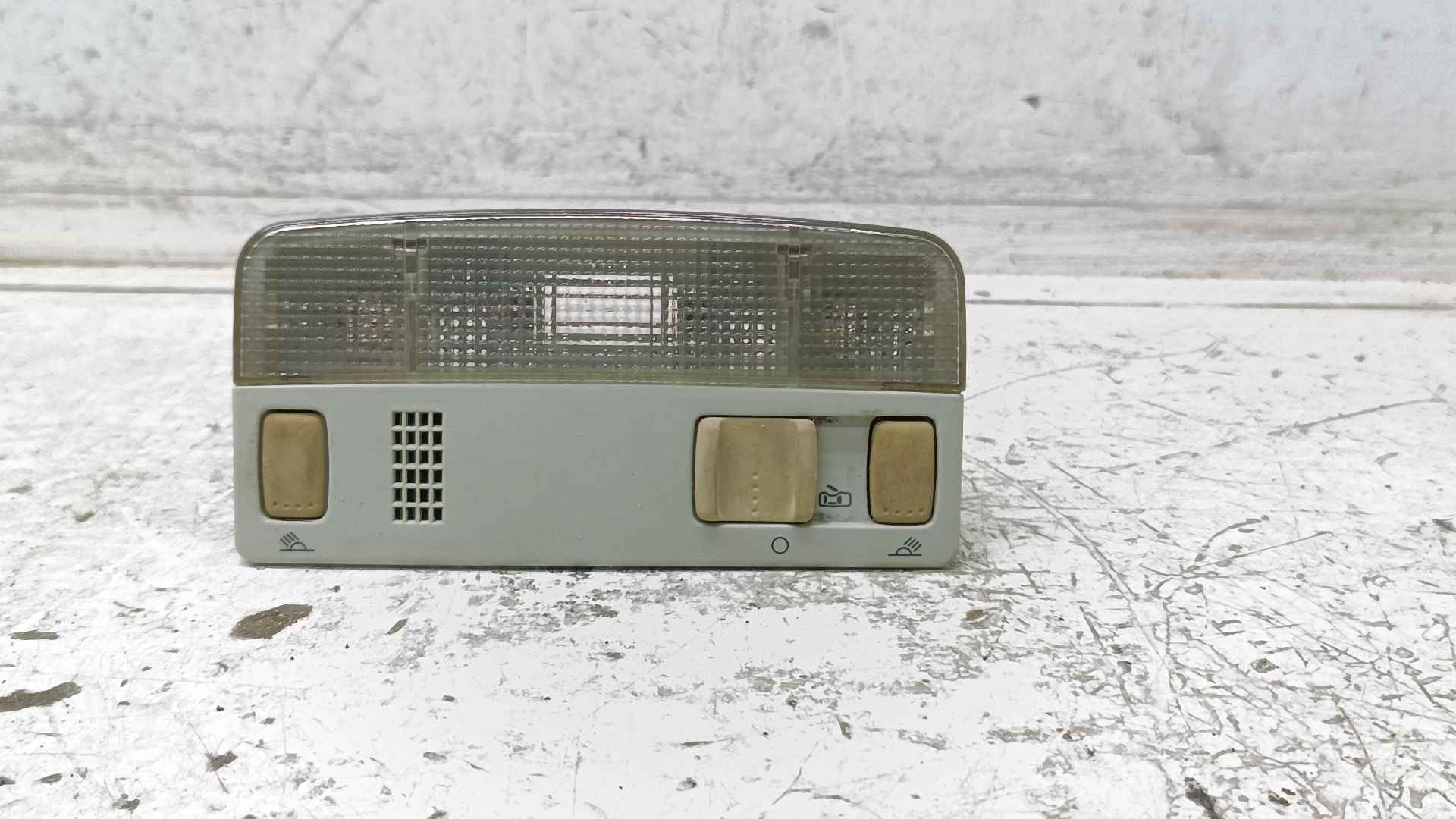 Recambio de luz interior para volkswagen golf iv (1j1) 1.9 tdi referencia OEM IAM 1TD947105  