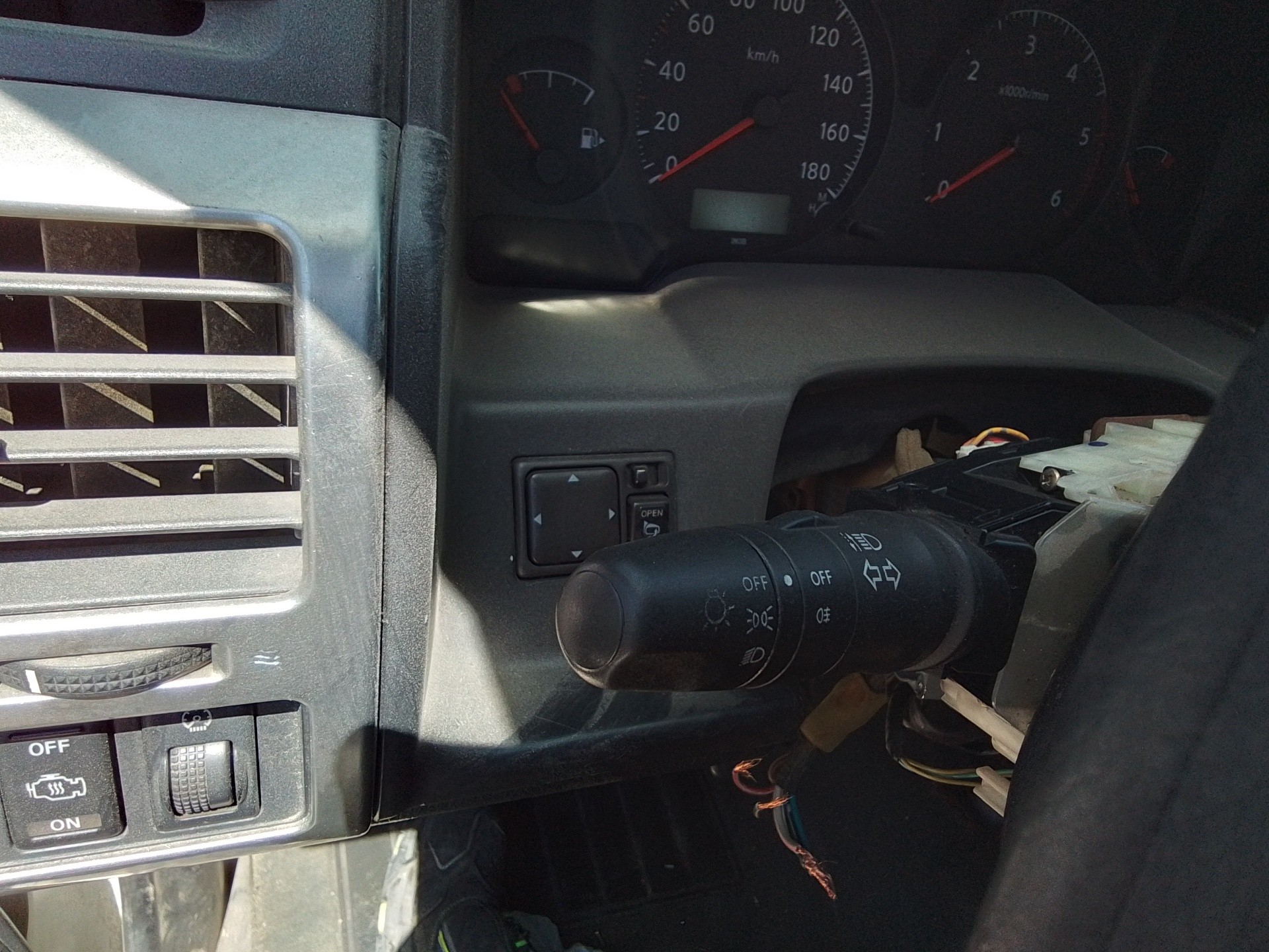Recambio de mando luces para nissan patrol gr (y61) elegance referencia OEM IAM   