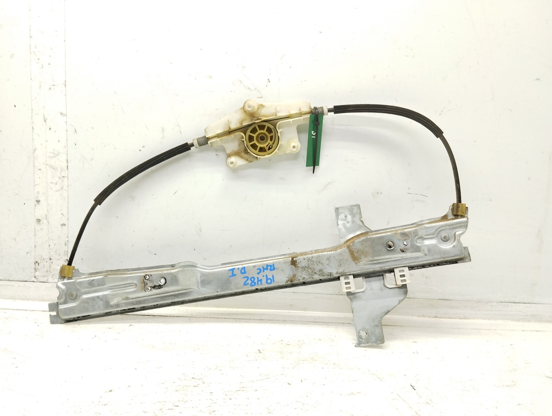 Recambio de elevalunas delantero derecho para citroën c4 berlina collection referencia OEM IAM 9657133680 997020104 