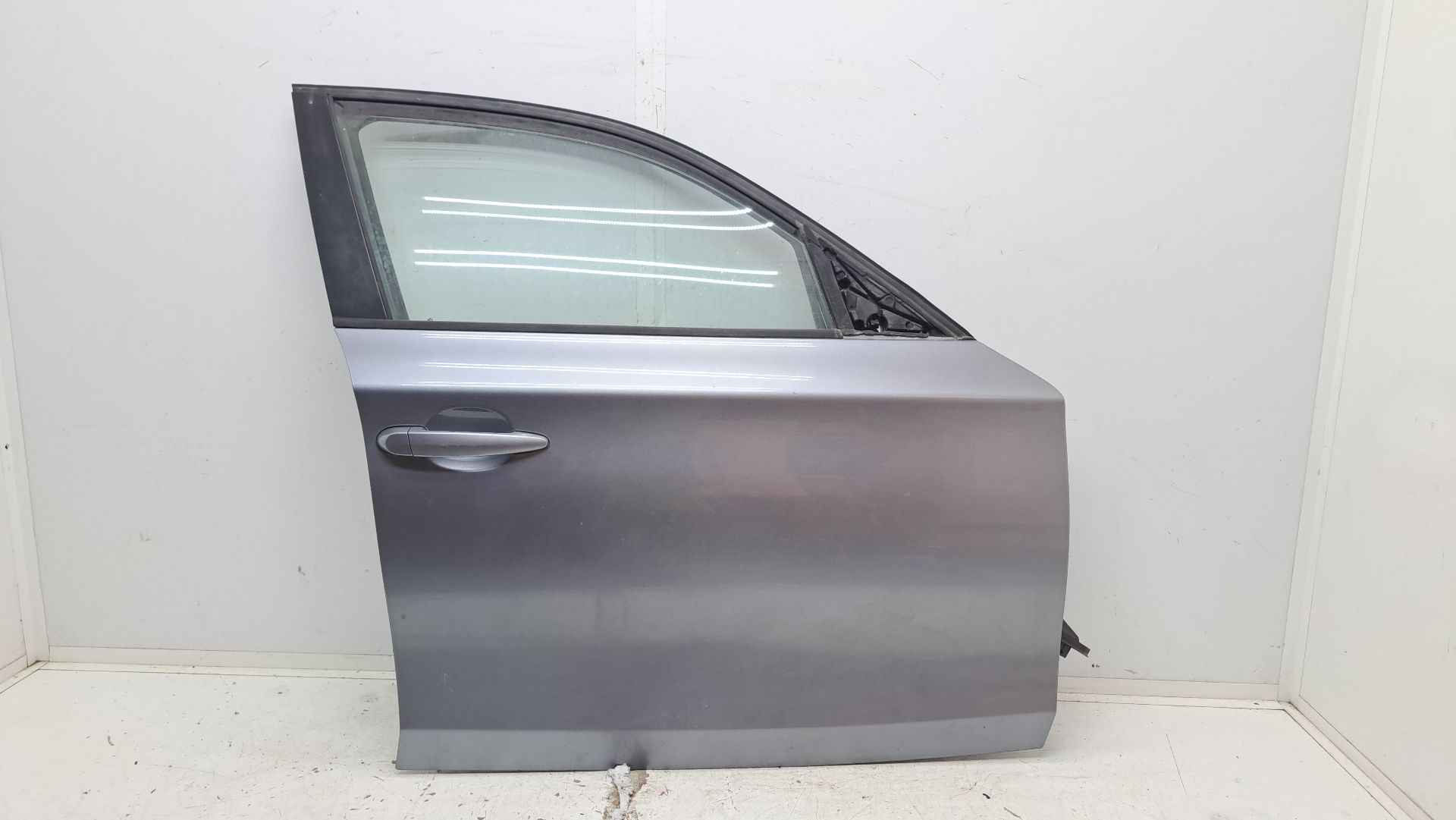 Recambio de puerta delantera derecha para bmw serie 1 berlina (e81/e87) 118d referencia OEM IAM   