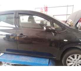 PUERTA DELANTERA DERECHA 6700102260 