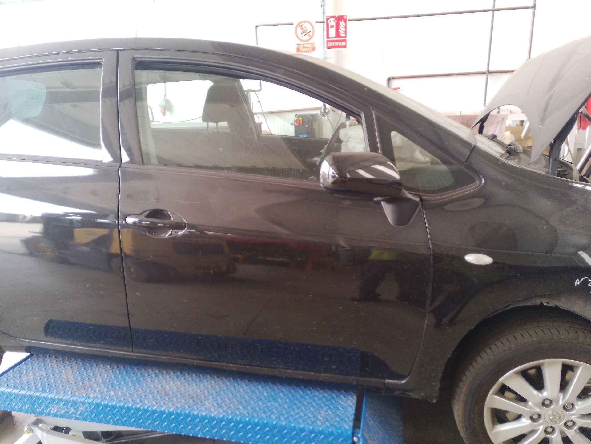 Recambio de puerta delantera derecha para toyota auris (_e15_) 2.0 d-4d (ade150_) referencia OEM IAM 6700102260  