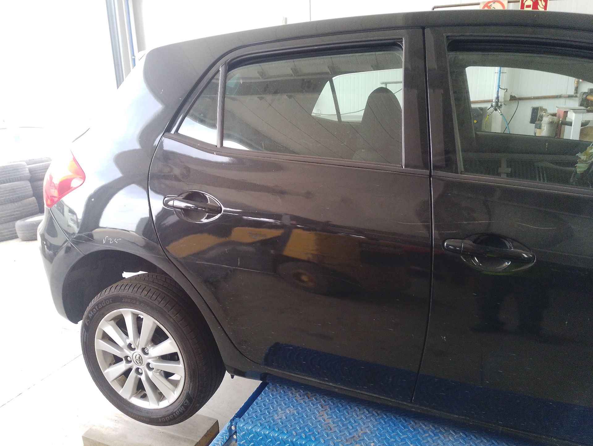 Recambio de puerta trasera derecha para toyota auris (_e15_) 2.0 d-4d (ade150_) referencia OEM IAM 6700302250  