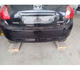 Recambio de paragolpes trasero para toyota auris (_e15_) 2.0 d-4d (ade150_) referencia OEM IAM 5215902952  