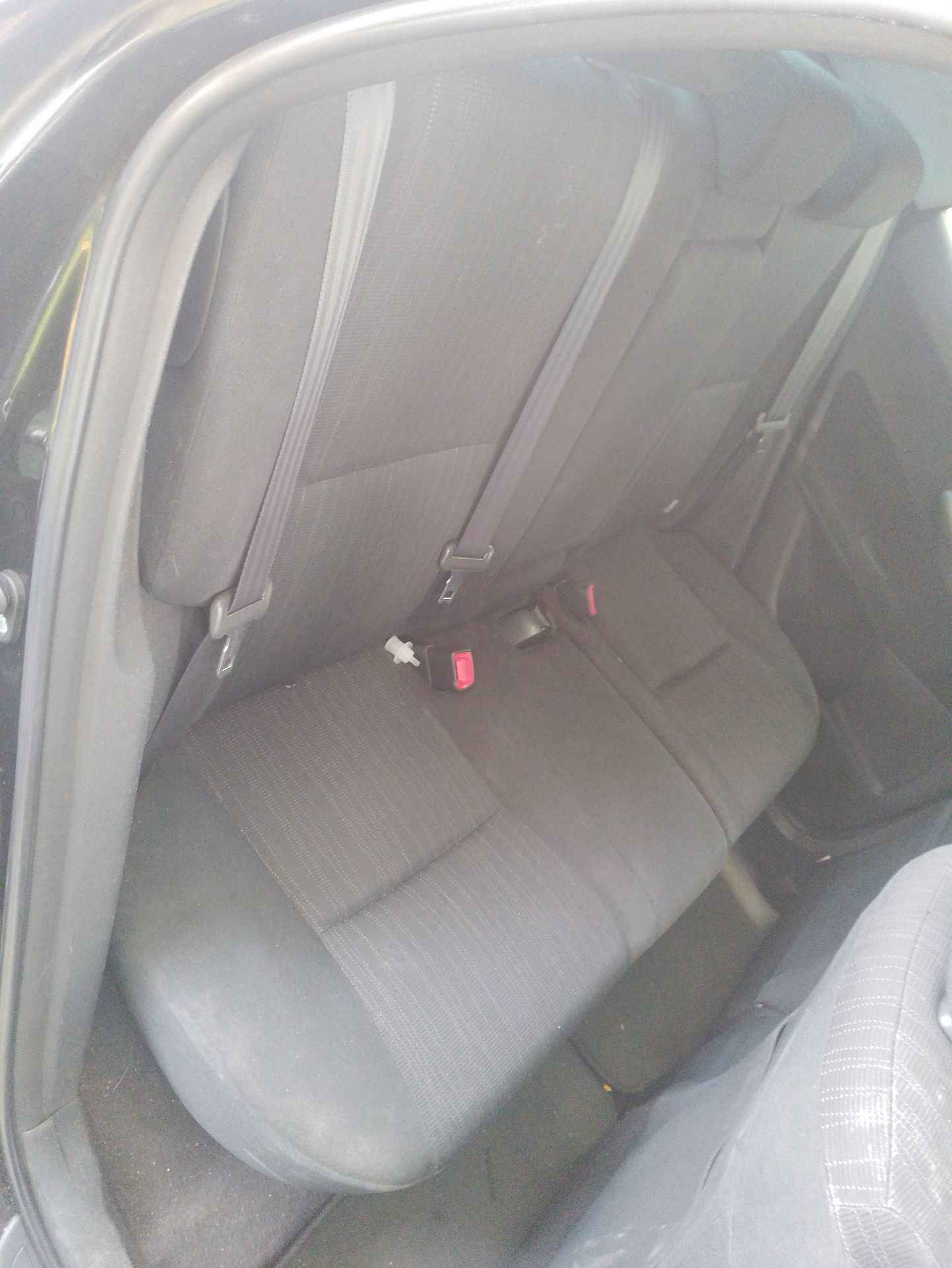 Recambio de asientos traseros para toyota auris (_e15_) 2.0 d-4d (ade150_) referencia OEM IAM   
