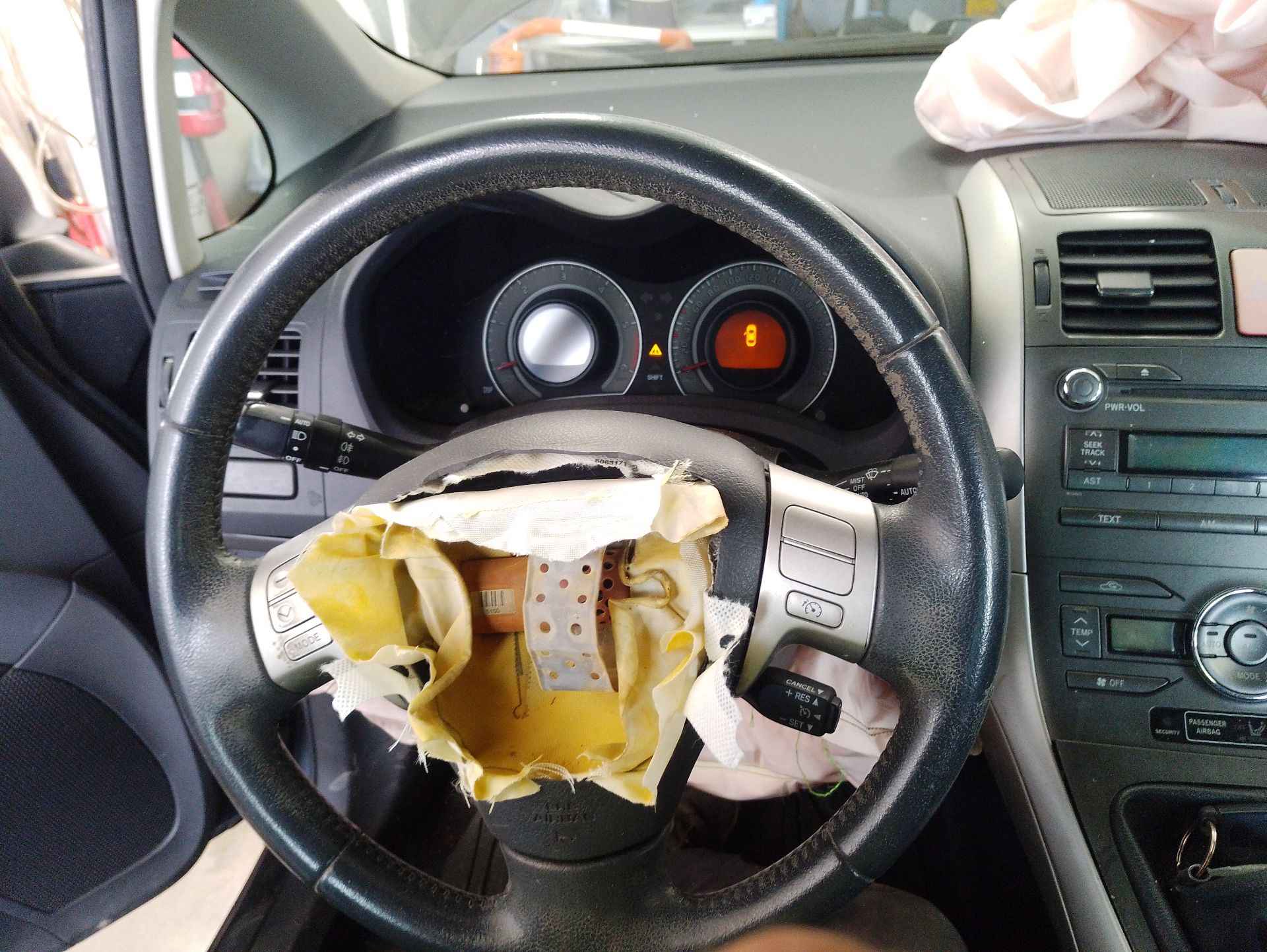 Recambio de volante para toyota auris (_e15_) 2.0 d-4d (ade150_) referencia OEM IAM   