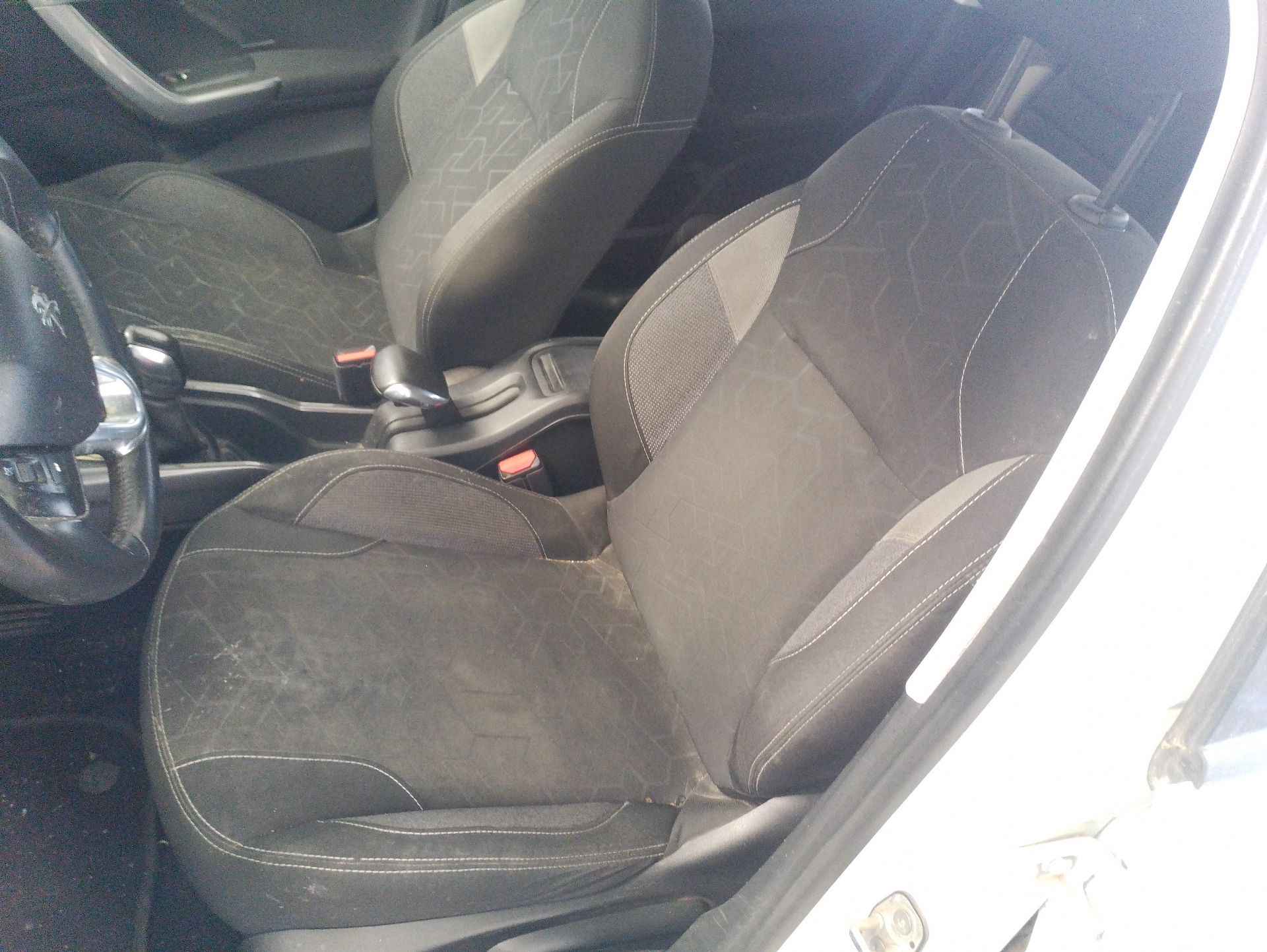 Recambio de asiento delantero izquierdo para peugeot 2008 i (cu_) 1.6 bluehdi 100 referencia OEM IAM   