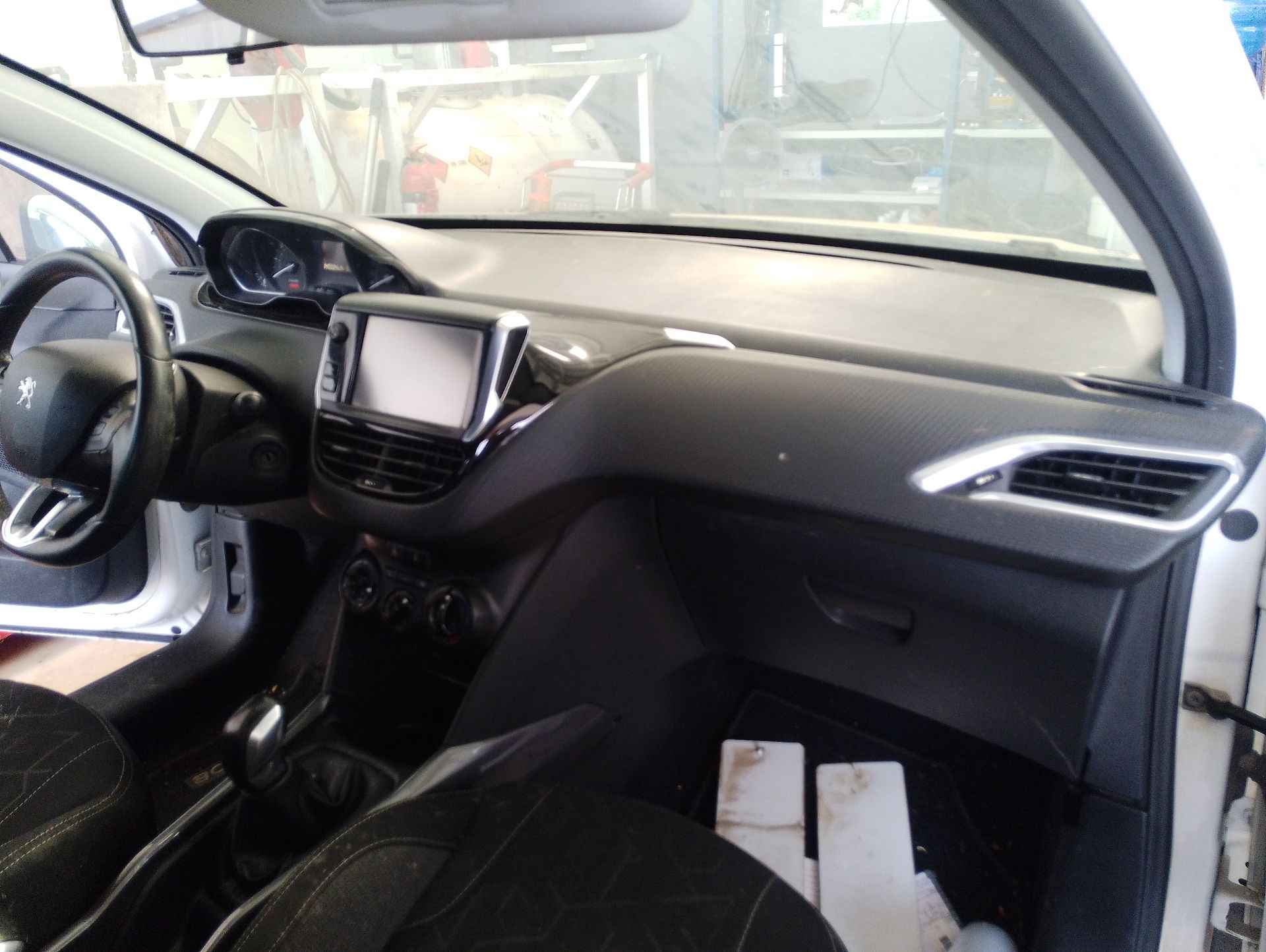 Recambio de salpicadero para peugeot 2008 i (cu_) 1.6 bluehdi 100 referencia OEM IAM 16100355ZD  