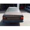 mercedes-benz 124 sedán (w124) del año 1988