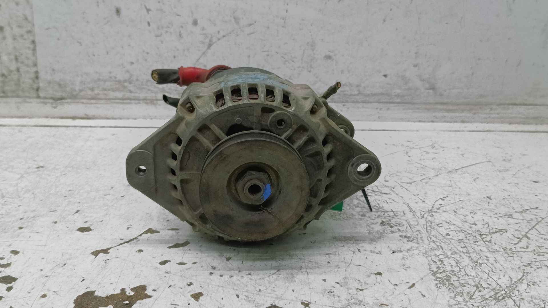Recambio de alternador para nissan terrano ii (r20) 2.7 tdi 4wd referencia OEM IAM   
