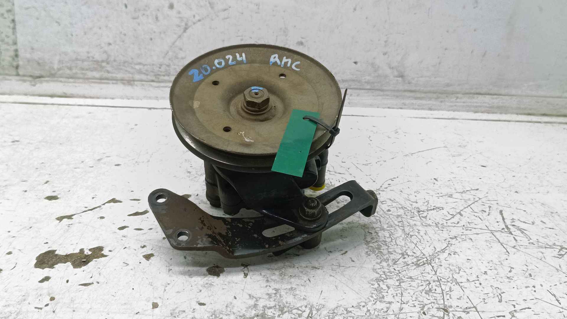 Recambio de bomba direccion para nissan terrano ii (r20) 2.7 tdi 4wd referencia OEM IAM 1419722T  