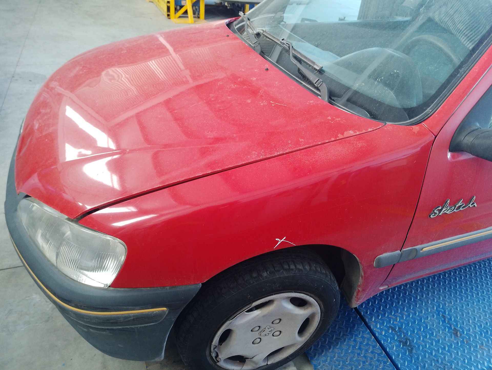 Recambio de aleta delantera izquierda para peugeot 106 ii (1a_, 1c_) 1.1 i referencia OEM IAM   