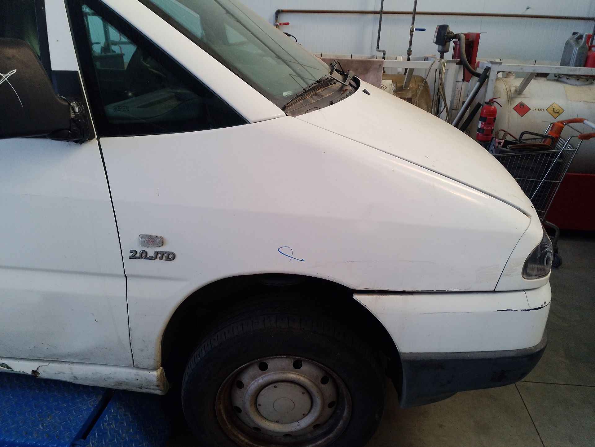 Recambio de aleta delantera derecha para fiat scudo caja/chasis (220_) 2.0 jtd referencia OEM IAM   