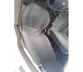 ASIENTO DELANTERO IZQUIERDO 