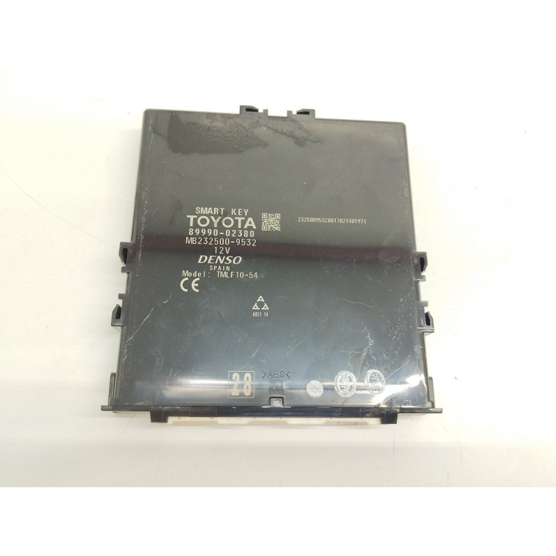 Recambio de modulo electronico para toyota auris hybrid active referencia OEM IAM 8999002380 MB2325009532 DENSO