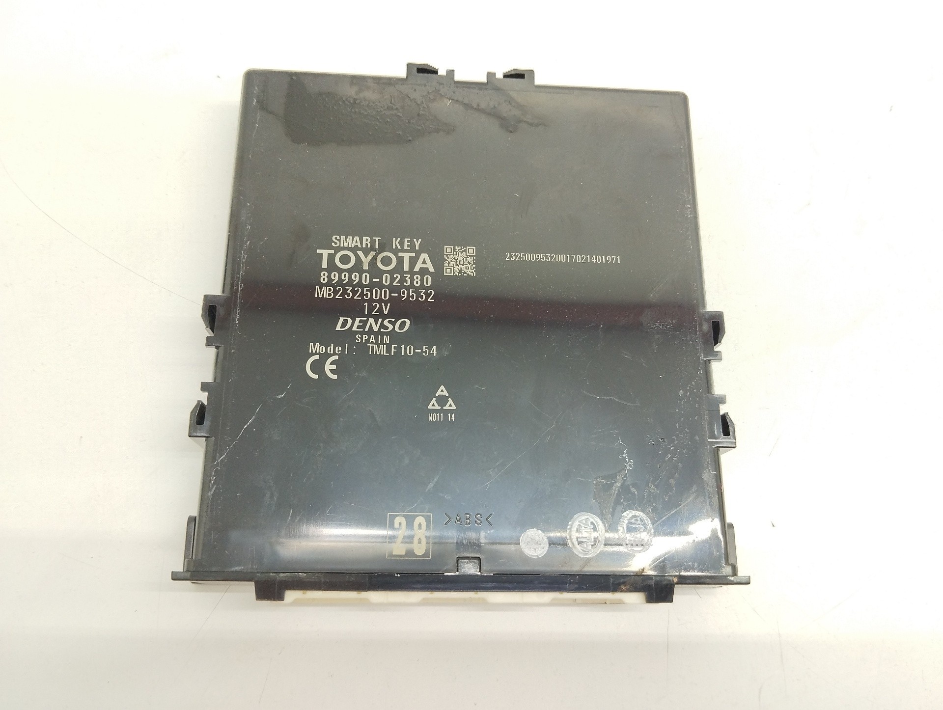 Recambio de modulo electronico para toyota auris hybrid active referencia OEM IAM 8999002380 MB2325009532 DENSO