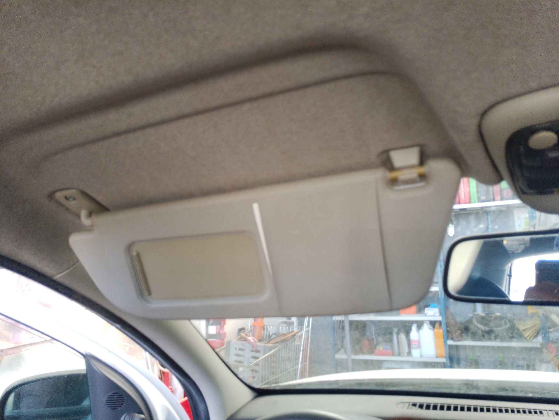 Recambio de parasol izquierdo para opel corsa c (x01) 1.7 di (f08, f68) referencia OEM IAM   