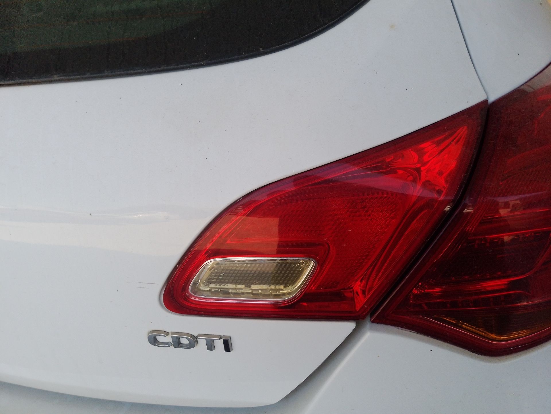 Recambio de piloto porton trasero derecho para opel astra j (p10) 1.7 cdti (68) referencia OEM IAM   