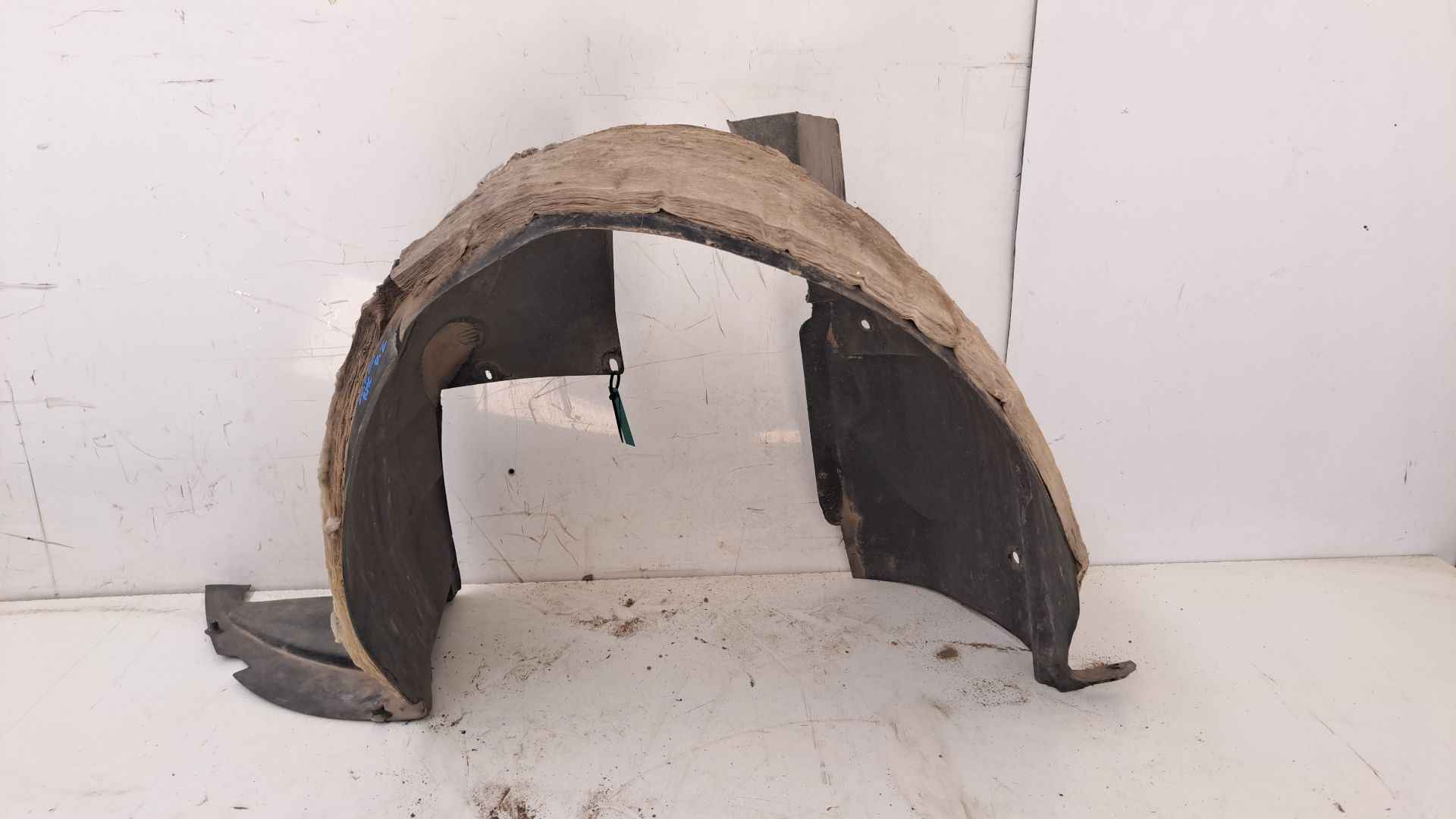 Recambio de paso de rueda delantero izquierdo para citroën xsara picasso (n68) 1.6 hdi referencia OEM IAM 9631481980  