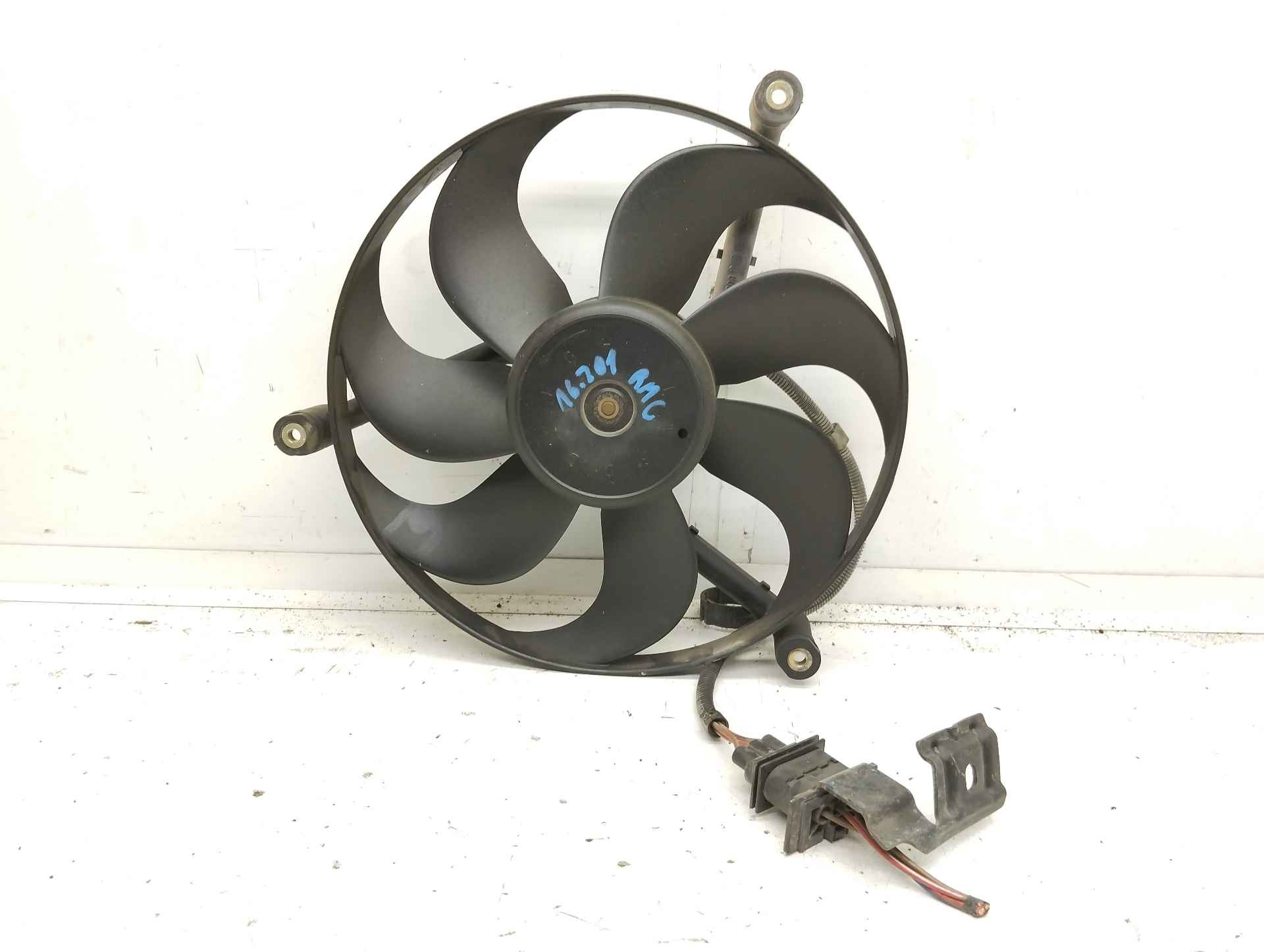 Recambio de electroventilador para volkswagen polo berlina (6n2) conceptline referencia OEM IAM   