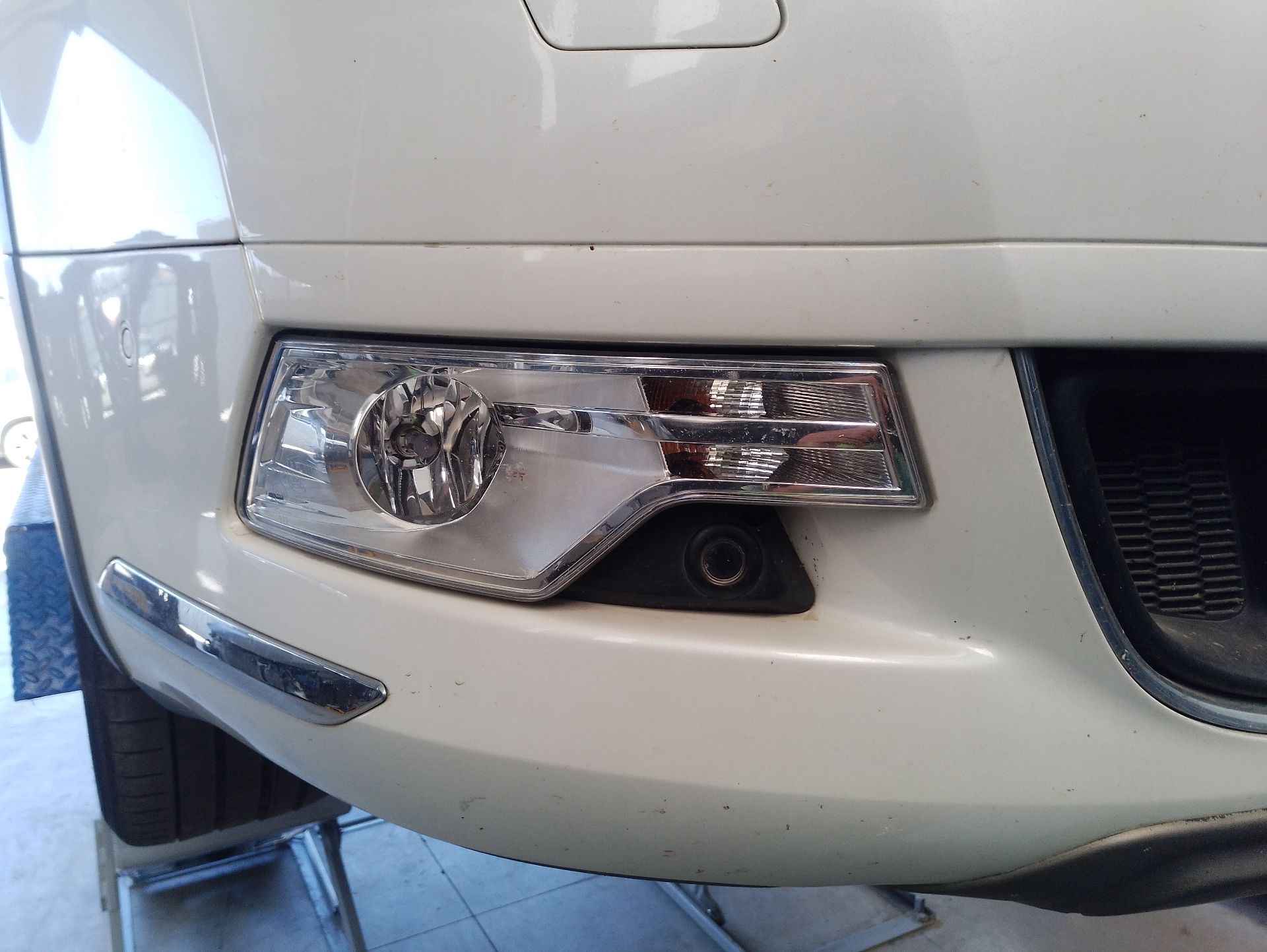 Recambio de faro antiniebla derecho para citroën c5 iii break (rw_) 2.0 hdi 180 referencia OEM IAM   