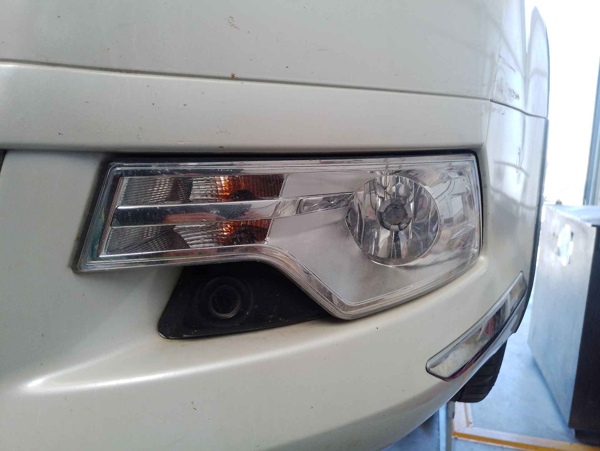 Recambio de faro antiniebla izquierdo para citroën c5 iii break (rw_) 2.0 hdi 180 referencia OEM IAM   