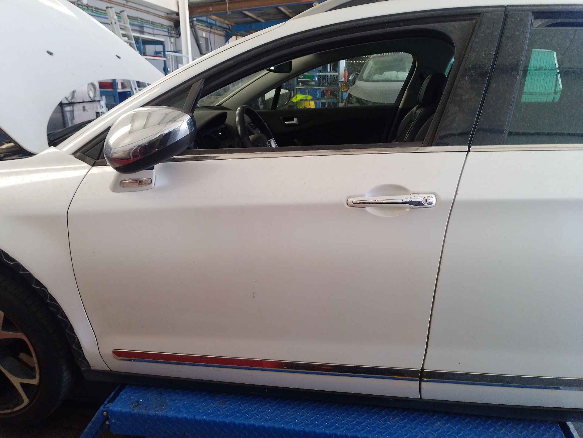 Recambio de puerta delantera izquierda para citroën c5 iii break (rw_) 2.0 hdi 180 referencia OEM IAM 9002Y8  