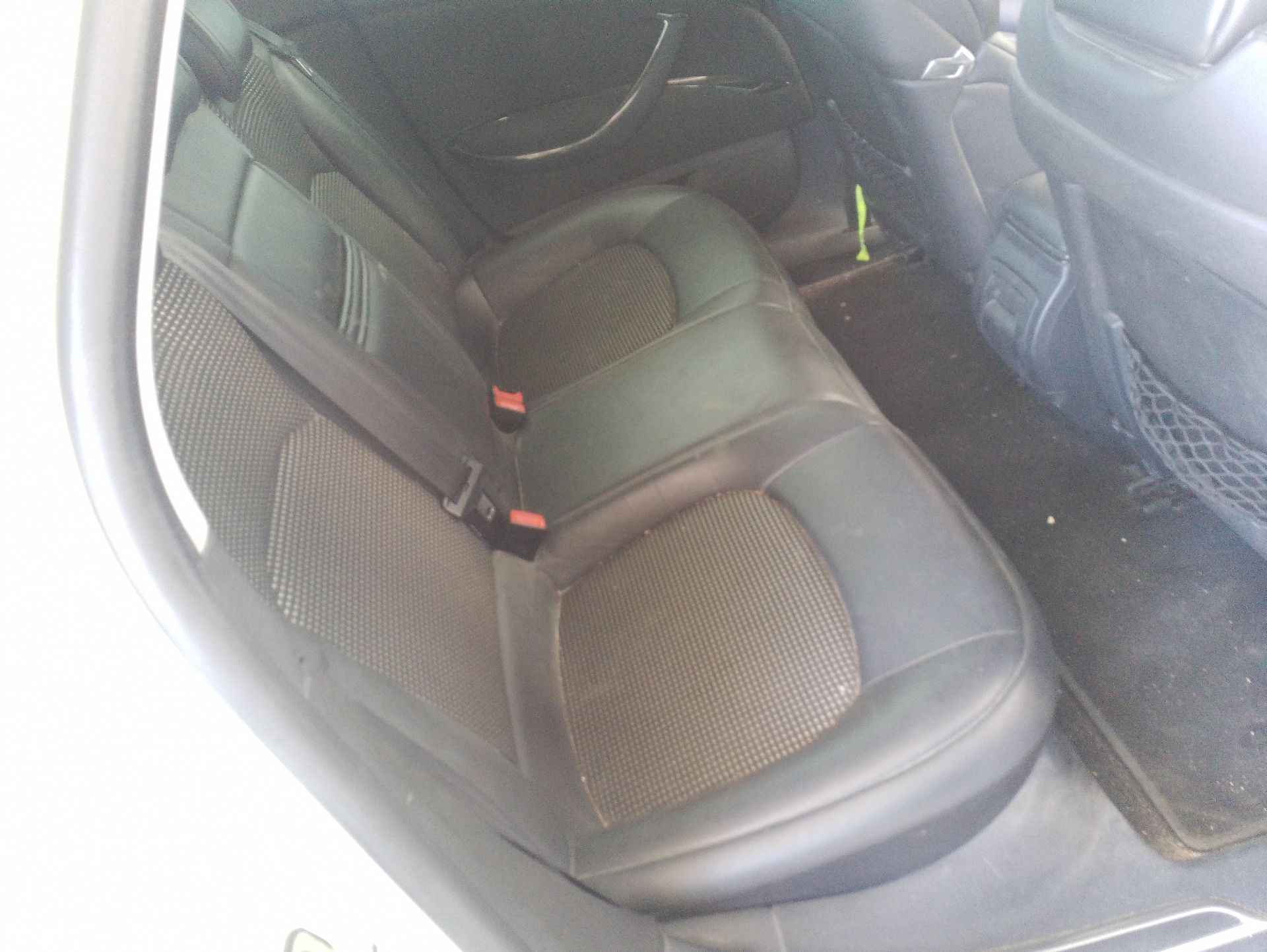 Recambio de asientos traseros para citroën c5 iii break (rw_) 2.0 hdi 180 referencia OEM IAM   