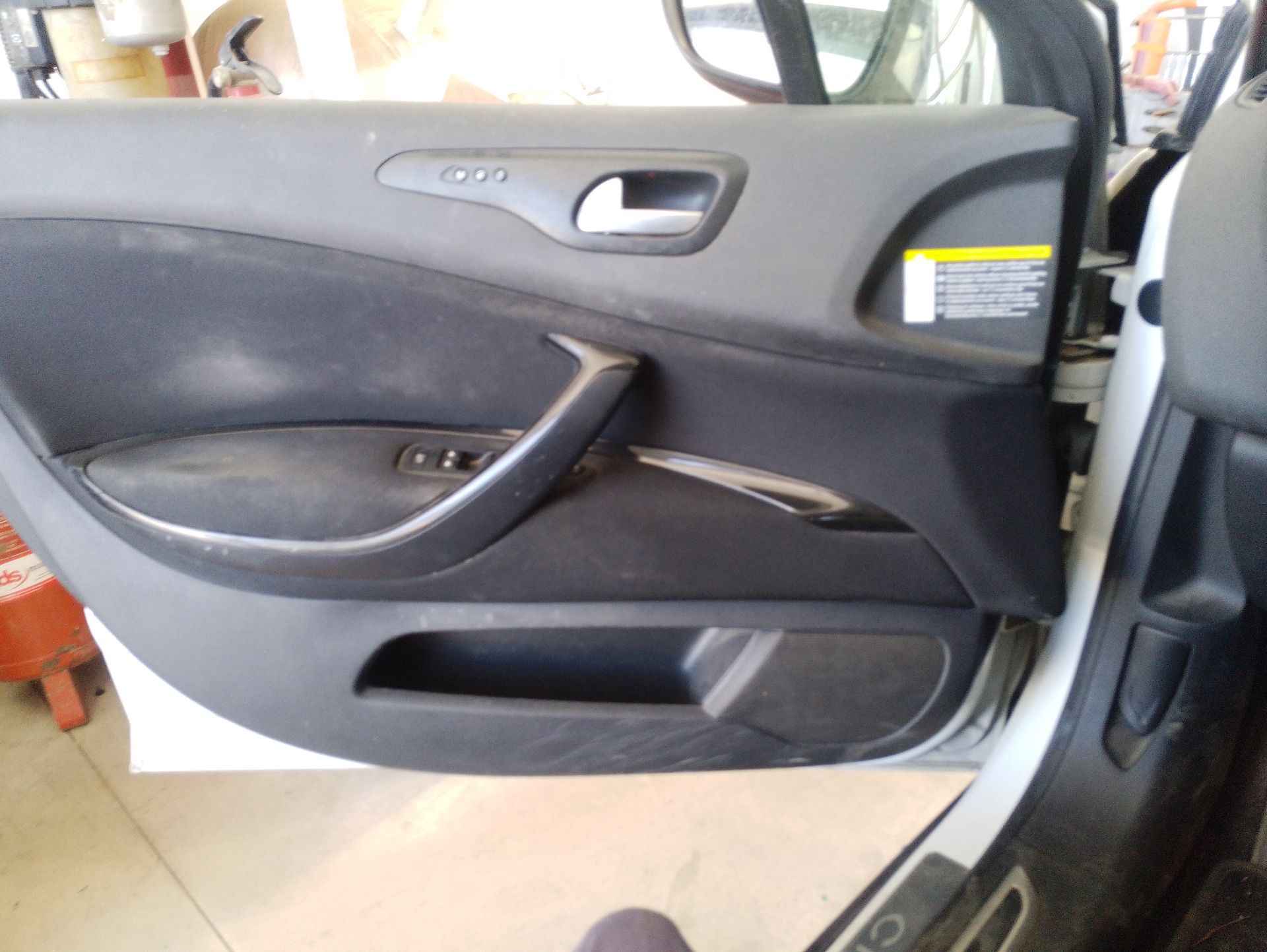 Recambio de guarnecido puerta delantera izquierda para citroën c5 iii break (rw_) 2.0 hdi 180 referencia OEM IAM   