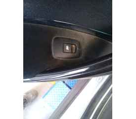 MANDO ELEVALUNAS TRASERO IZQUIERDO 6490C6 