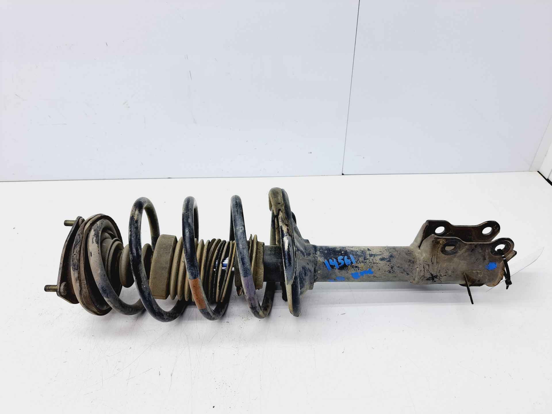 Recambio de amortiguador delantero derecho para nissan almera (n16/e) acenta referencia OEM IAM   