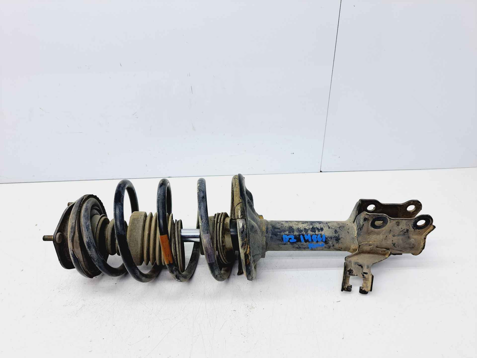 Recambio de amortiguador delantero izquierdo para nissan almera (n16/e) acenta referencia OEM IAM   