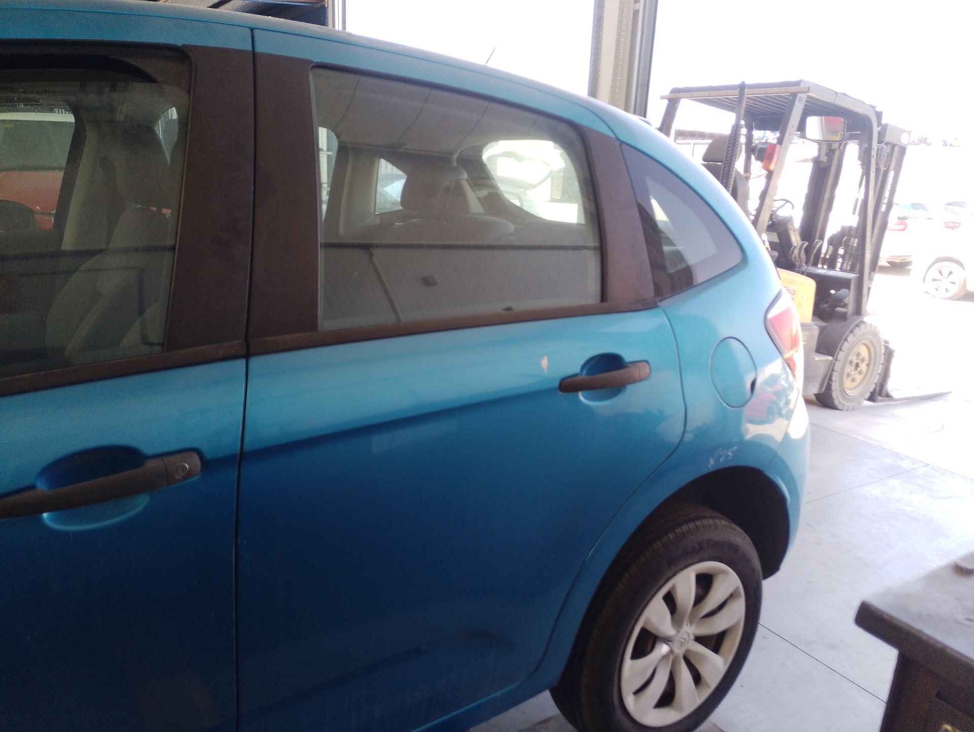 Recambio de puerta trasera izquierda para citroën c3 ii (sc_) 1.1 i referencia OEM IAM 9002CC  