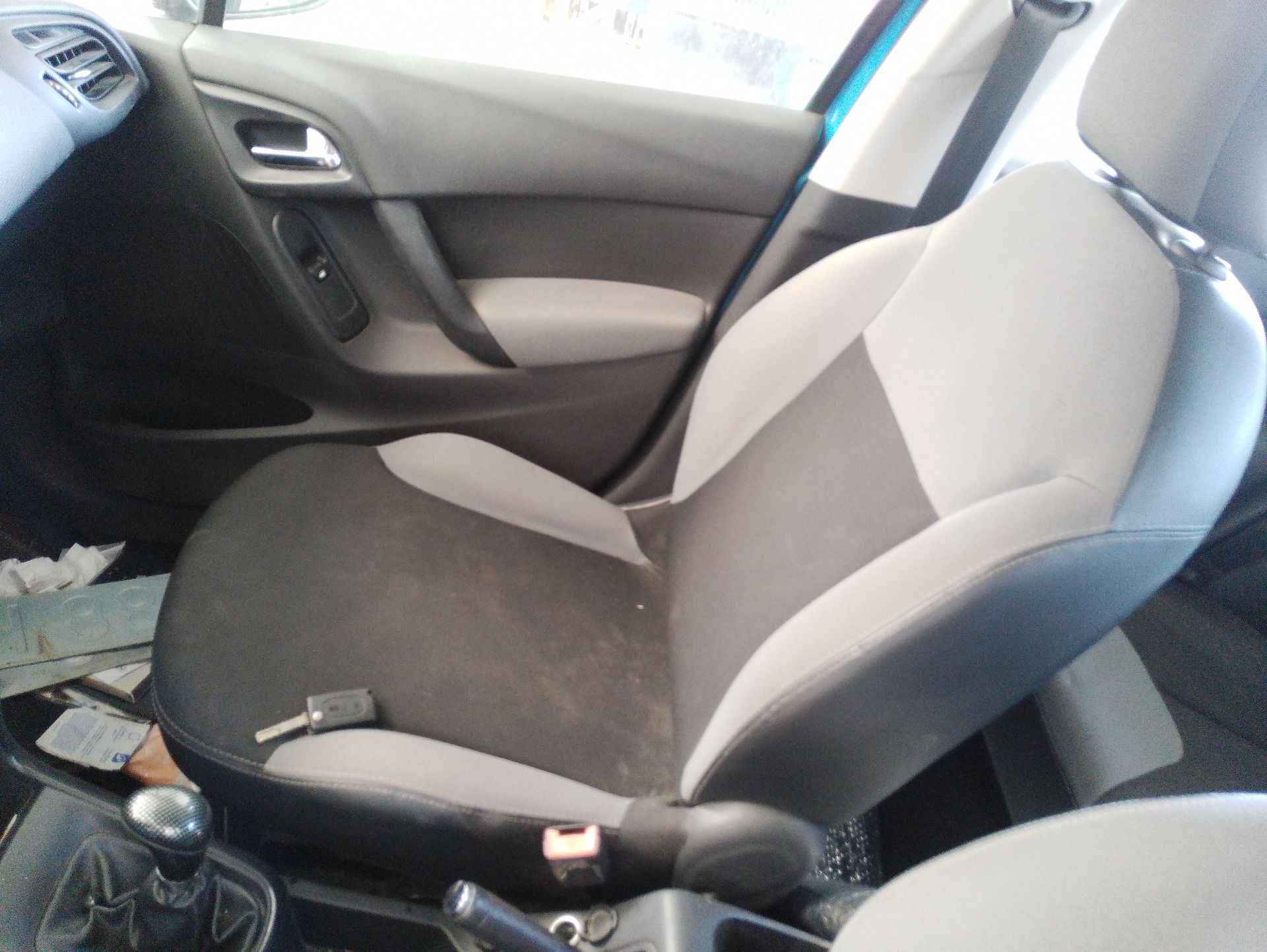 Recambio de asiento delantero derecho para citroën c3 ii (sc_) 1.1 i referencia OEM IAM   